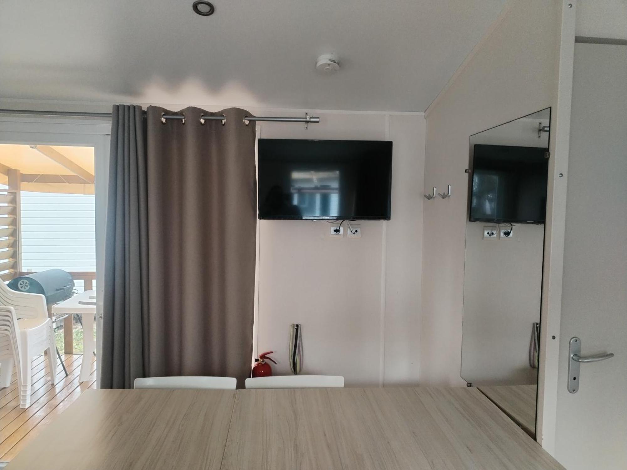 Mobil-Home 6 Personnes Avec Tv Et Clim N' B025 Boofzheim Ruang foto